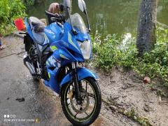 Suzuki Gixxer SF